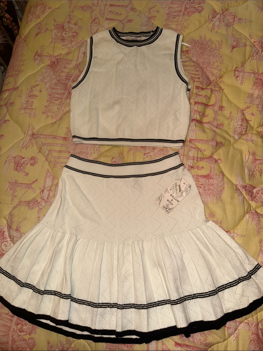 Willow & WindWhite Knit Pleated Skirt with Contrast Trim - Women's Skirt and Top